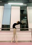 【黑客破解】台中18歲的舞蹈班學員黃嘉雯 各種私拍泄密流出5