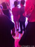 舞廳內的淫亂 抓奶摳摸雞巴逼愛情就從舞廳開始 口爆打站樁應有盡有 最新2022版