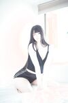 推特極品露臉巨乳蘿莉▌落落Raku ▌真空吊帶黑絲女秘書 陽具跳蛋自慰 超大尺度獻出白虎嫩鮑