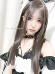 極品高顏值推特紳士福利女神 ▌布丁大法▌黑深林慕斯 鮮嫩小穴磨著掃把桿 自慰挑逗勾的心癢癢