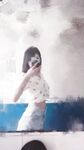 偷翻女同学手机相册里的所有自拍